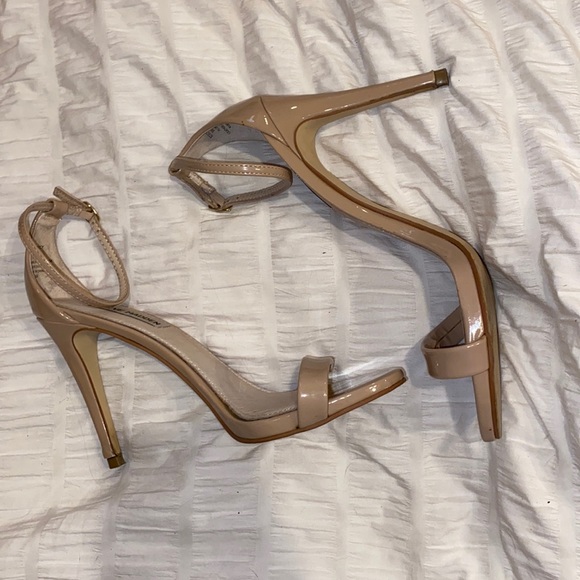 STEVE MADDEN STECY HEELS - Picture 2 of 5